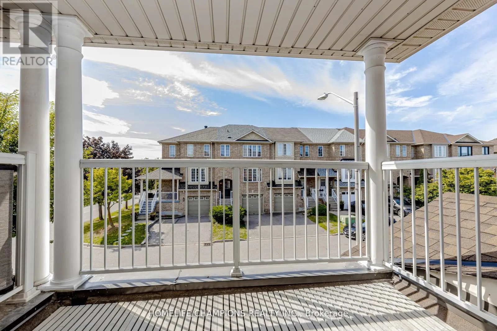27 TASKER CRESCENT