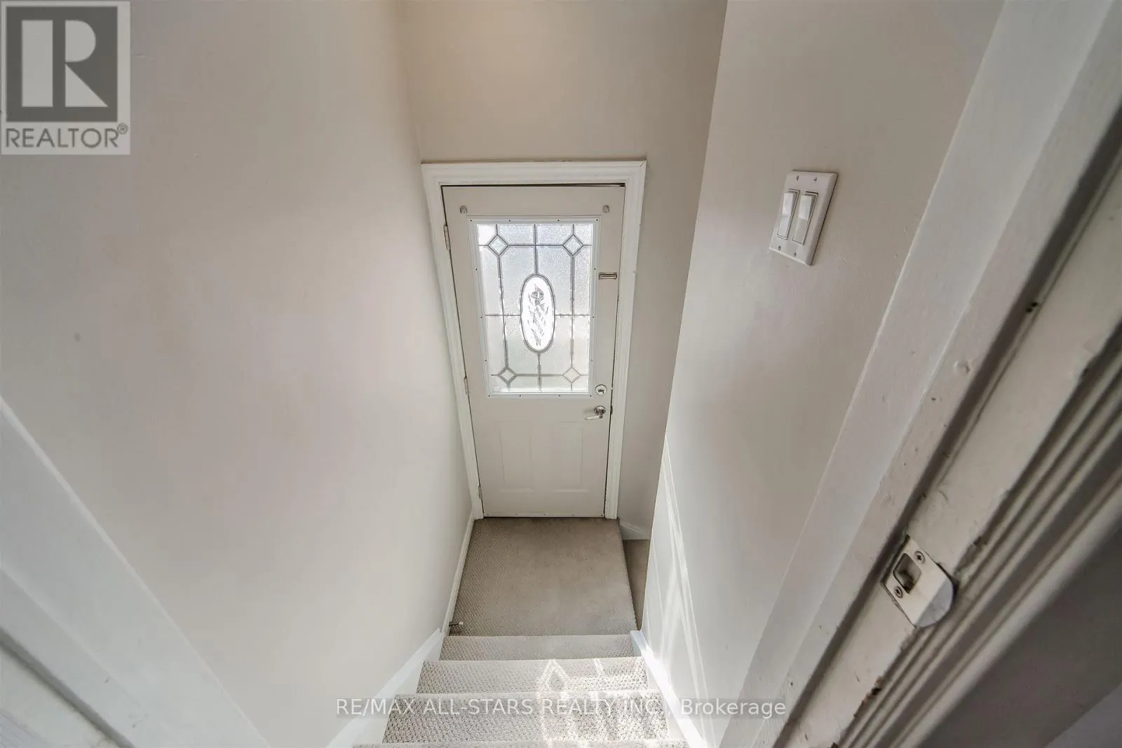 27 MARTINDALE ROAD