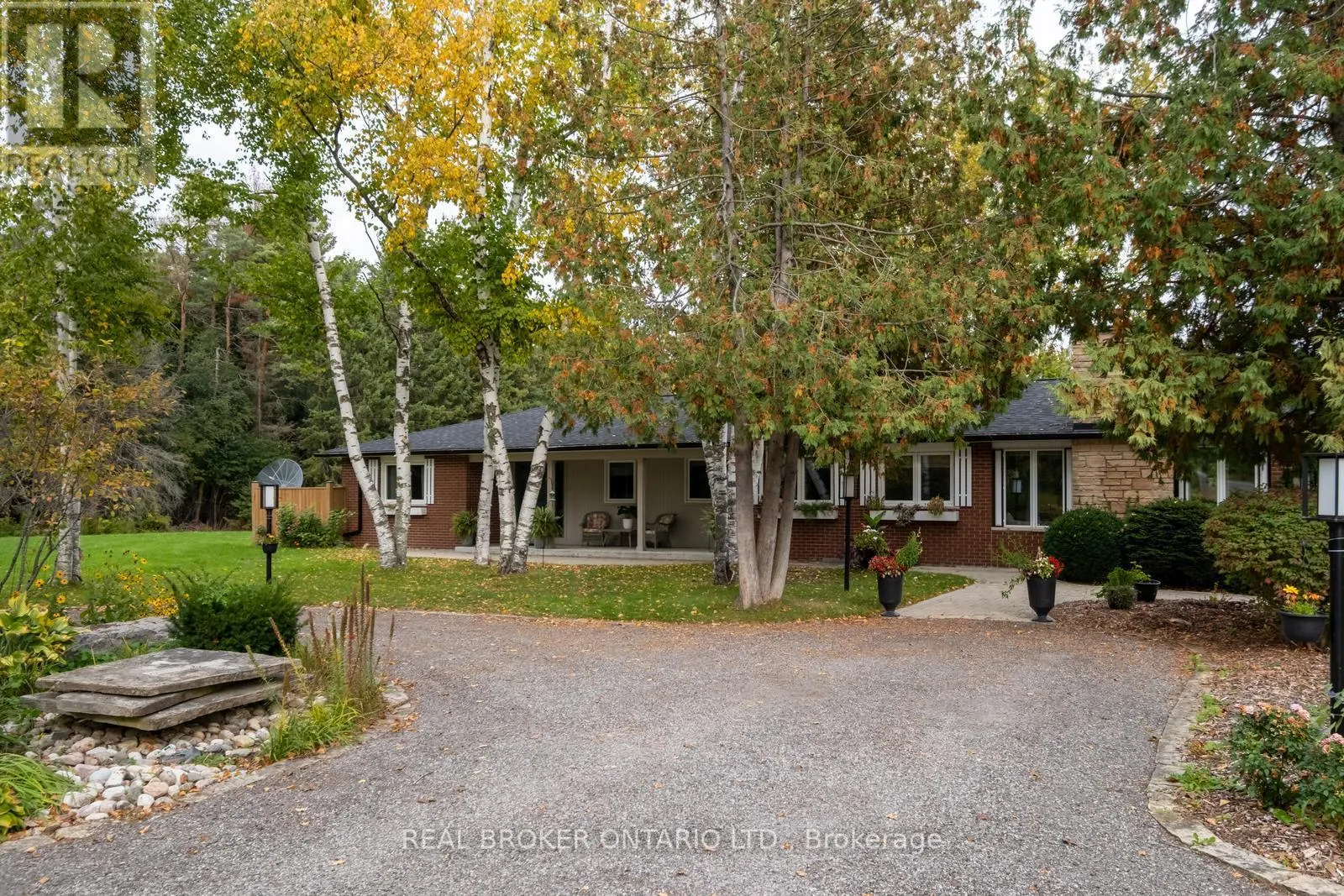 9285 DAGMAR ROAD