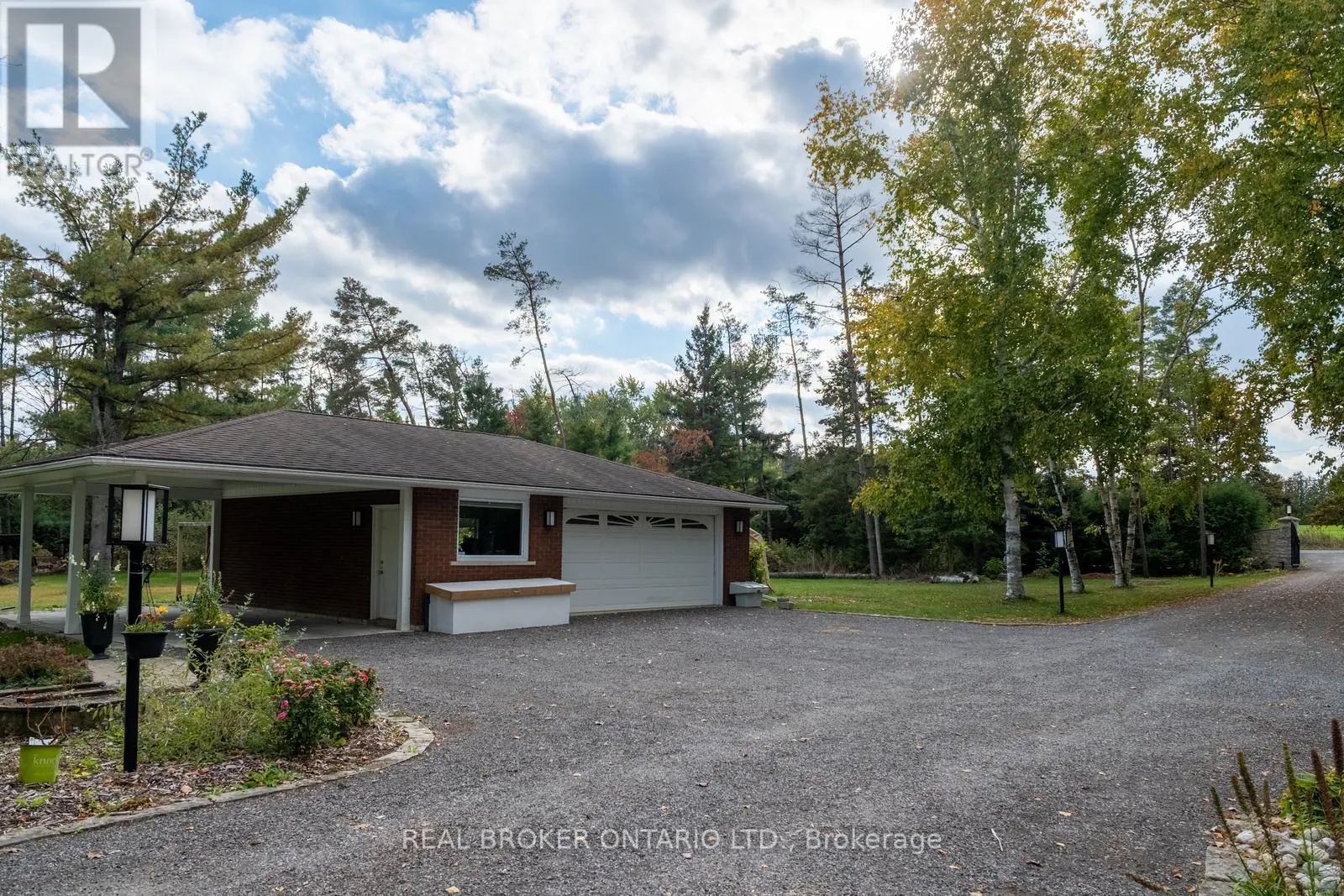 9285 DAGMAR ROAD