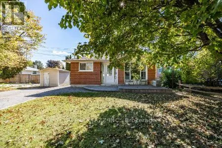 389 CARNABY COURT