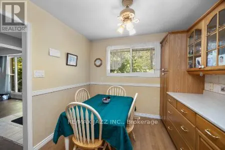 389 CARNABY COURT