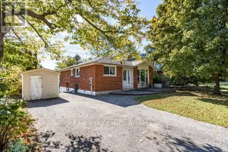389 CARNABY COURT