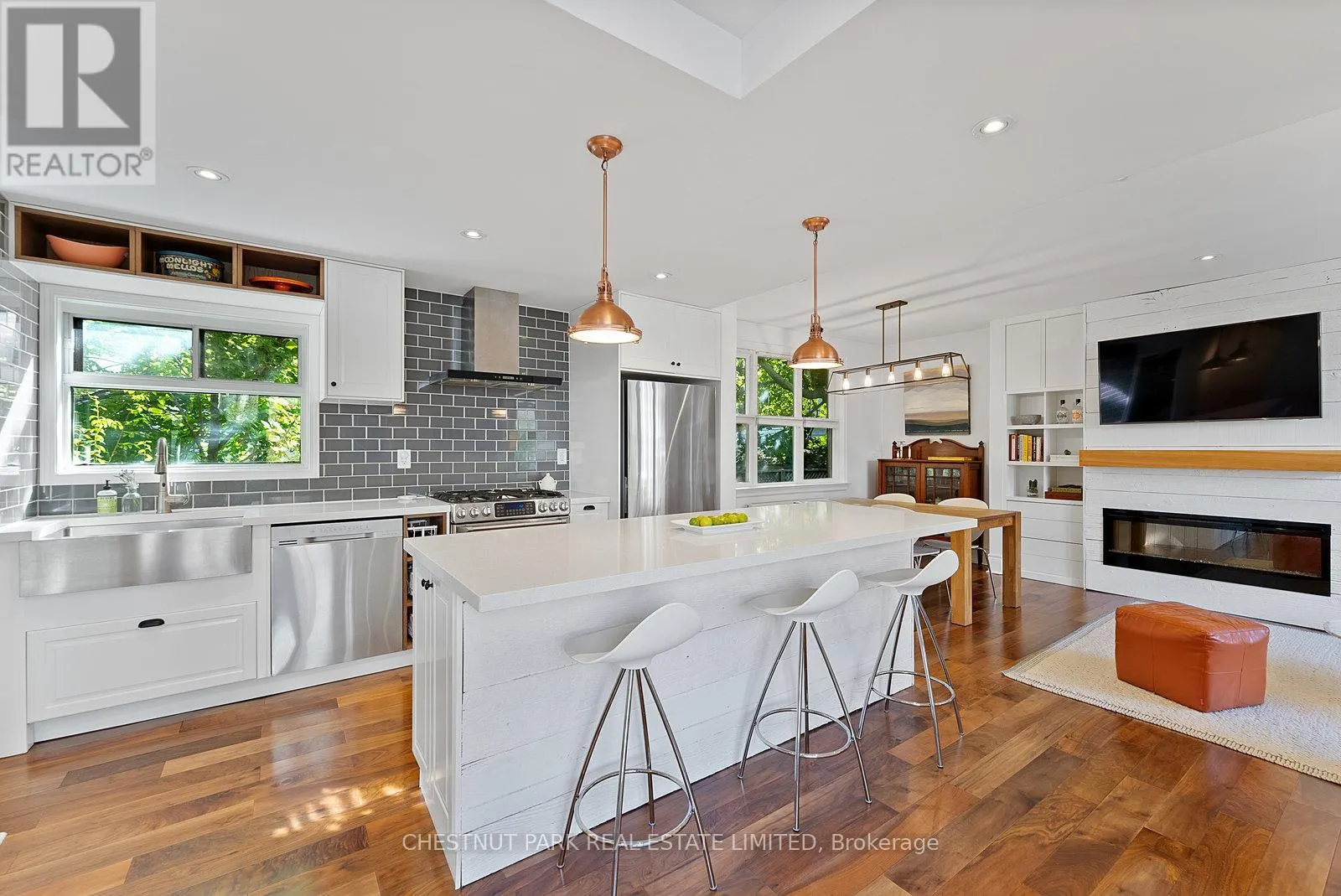 85 EASTWOOD ROAD