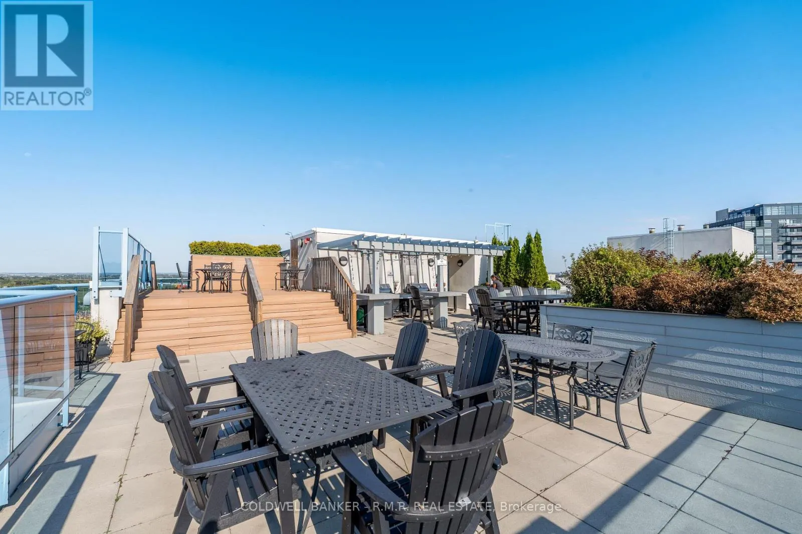 517 - 340 WATSON STREET W, #517