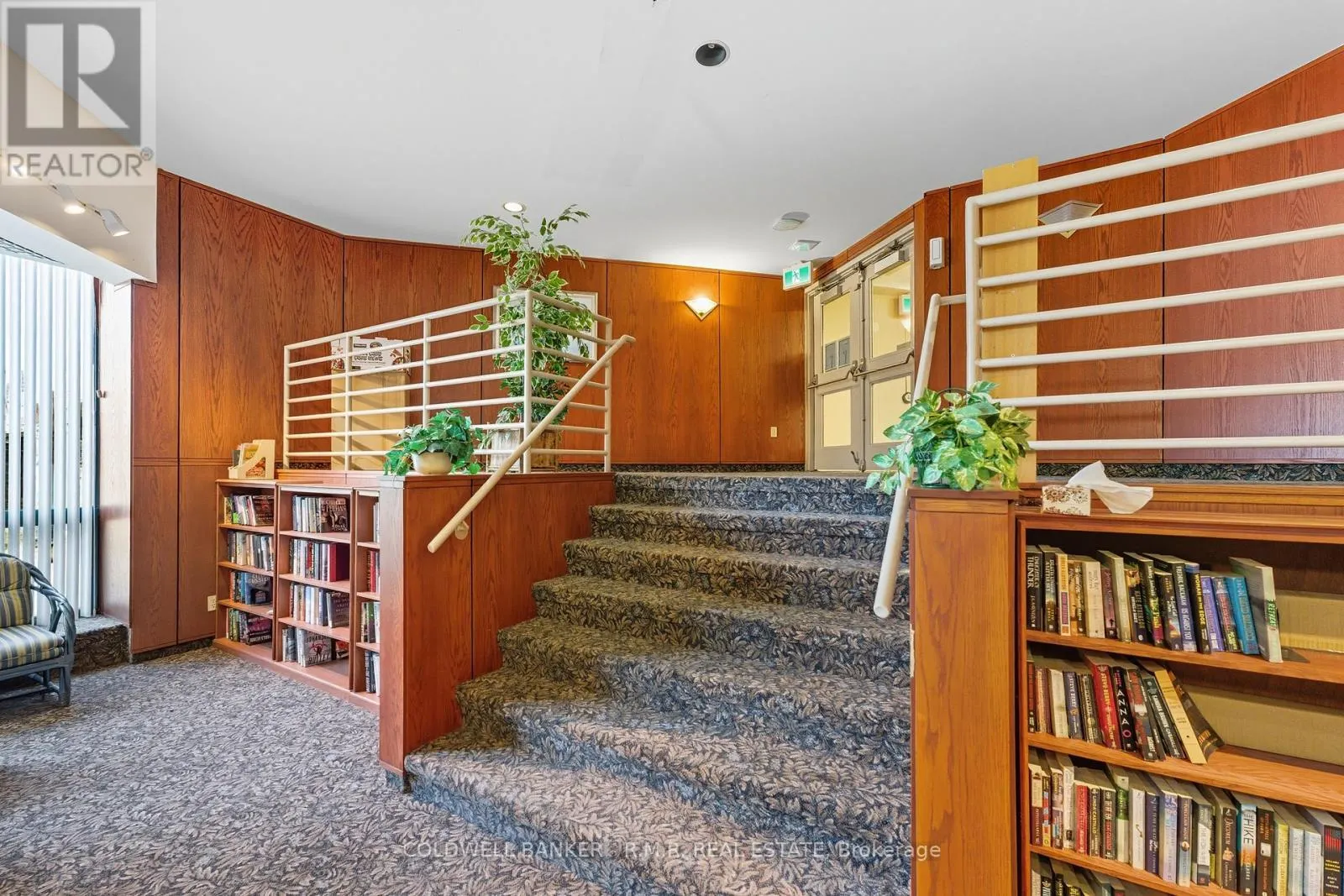 517 - 340 WATSON STREET W, #517