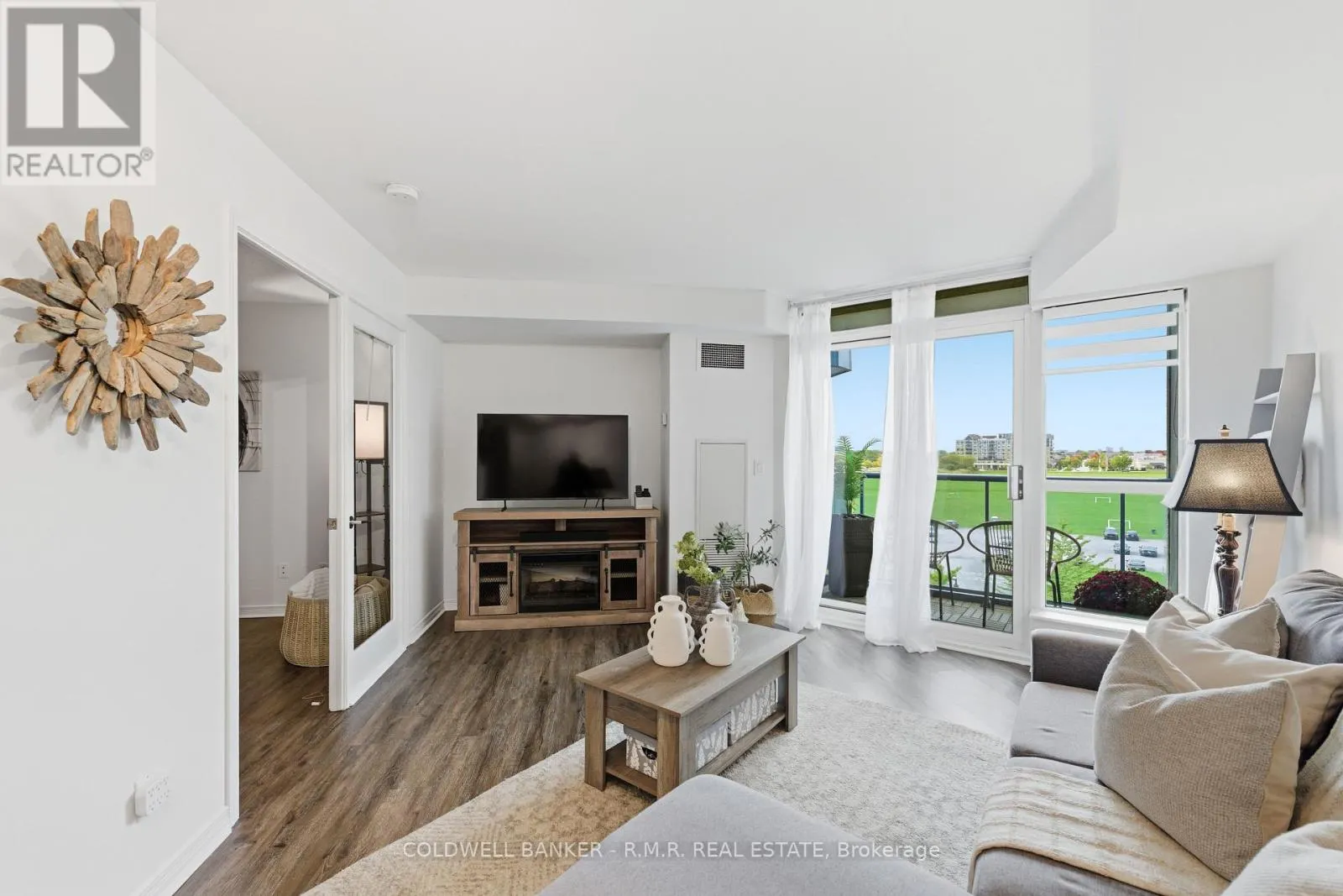 517 - 340 WATSON STREET W, #517