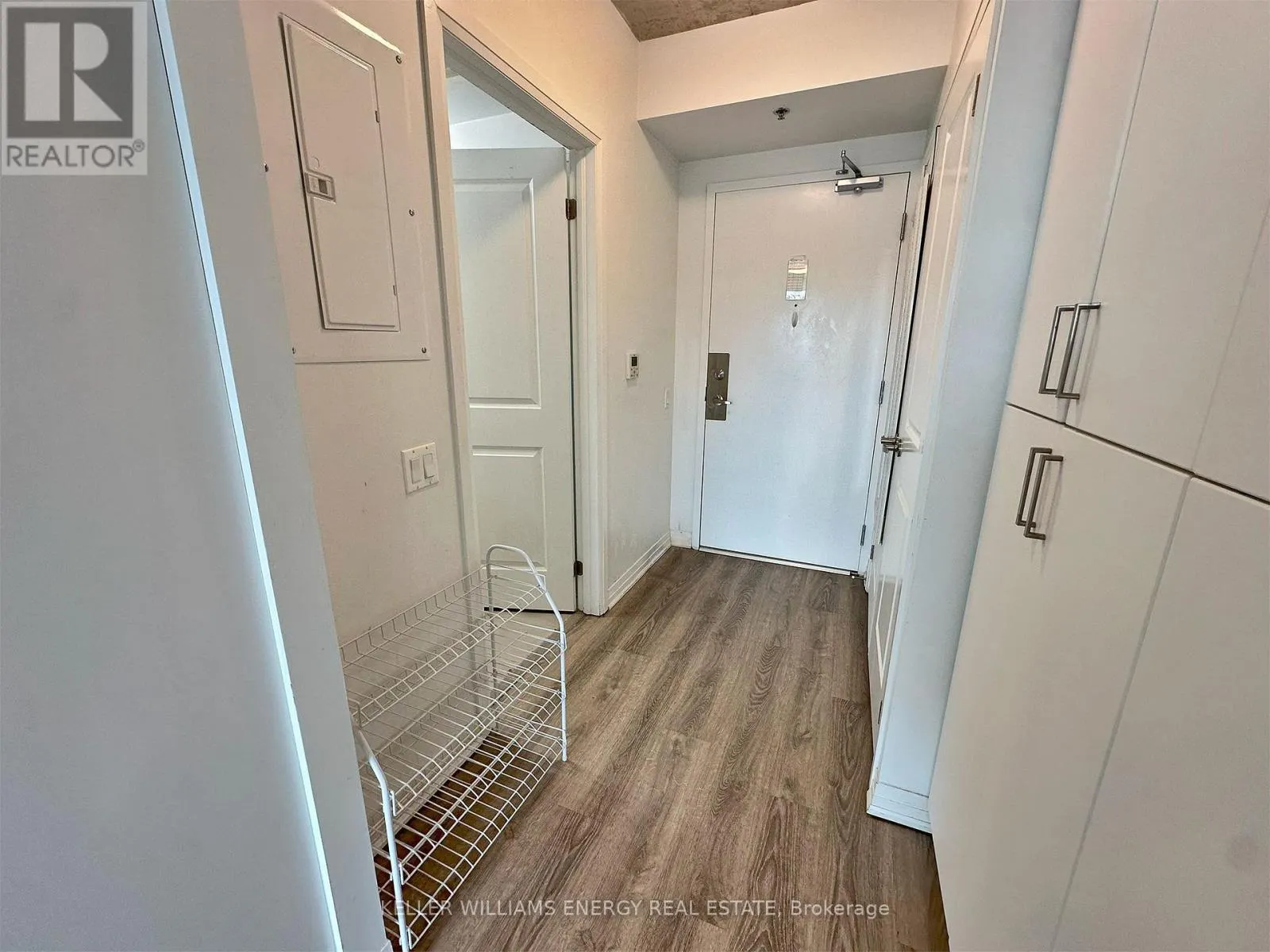 241 - 1900 SIMCOE STREET N, #241
