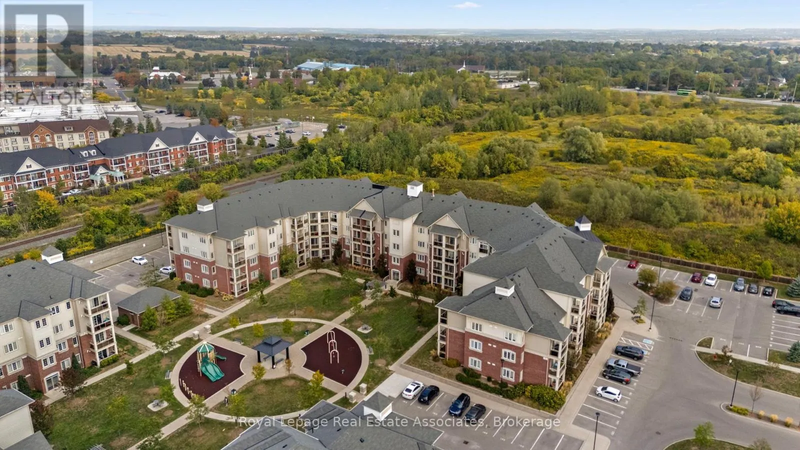 208 - 80 ASPEN SPRINGS DRIVE
