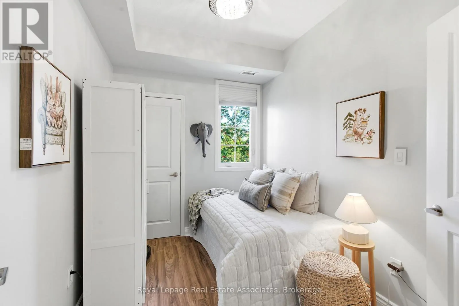208 - 80 ASPEN SPRINGS DRIVE