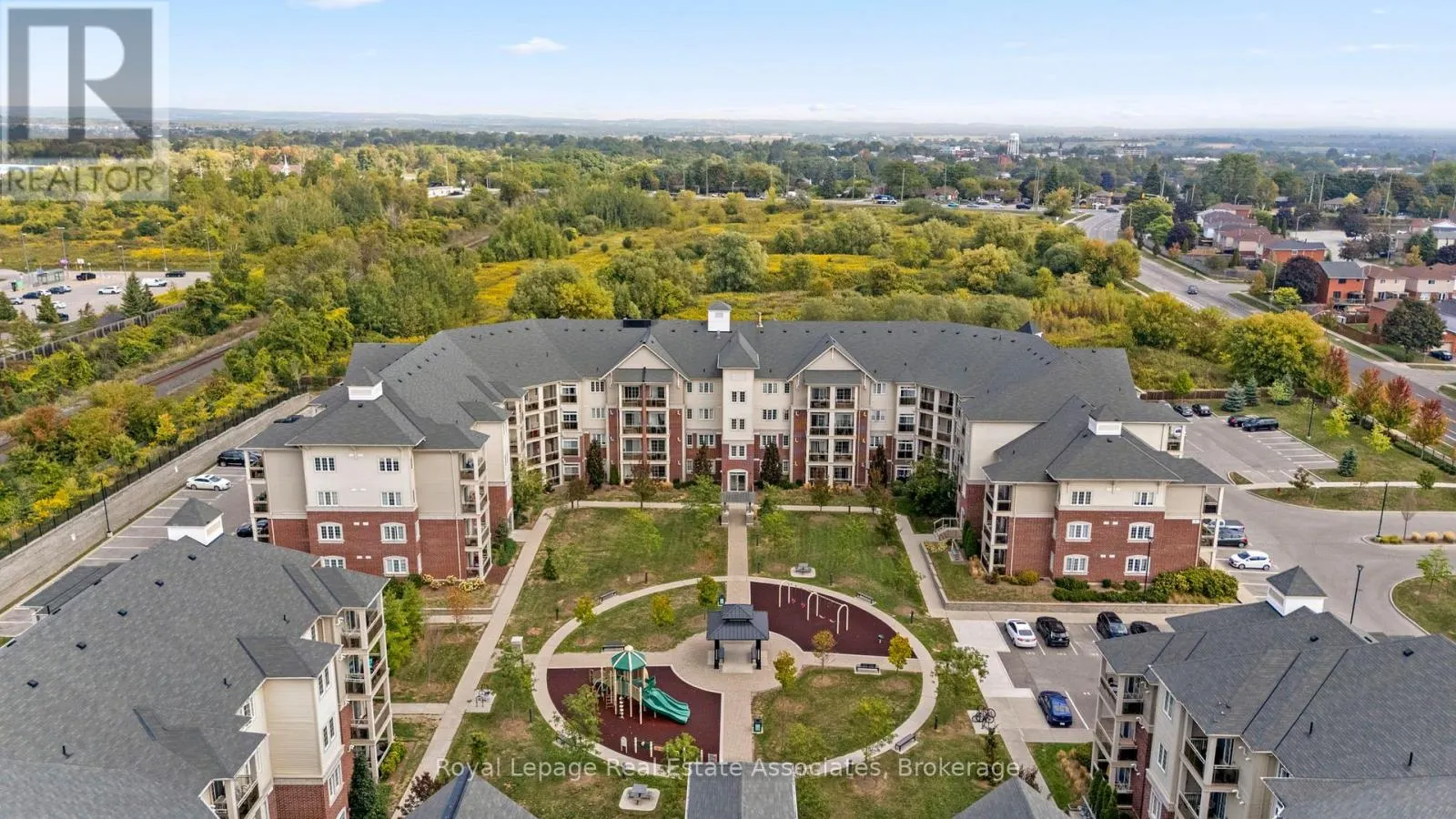208 - 80 ASPEN SPRINGS DRIVE