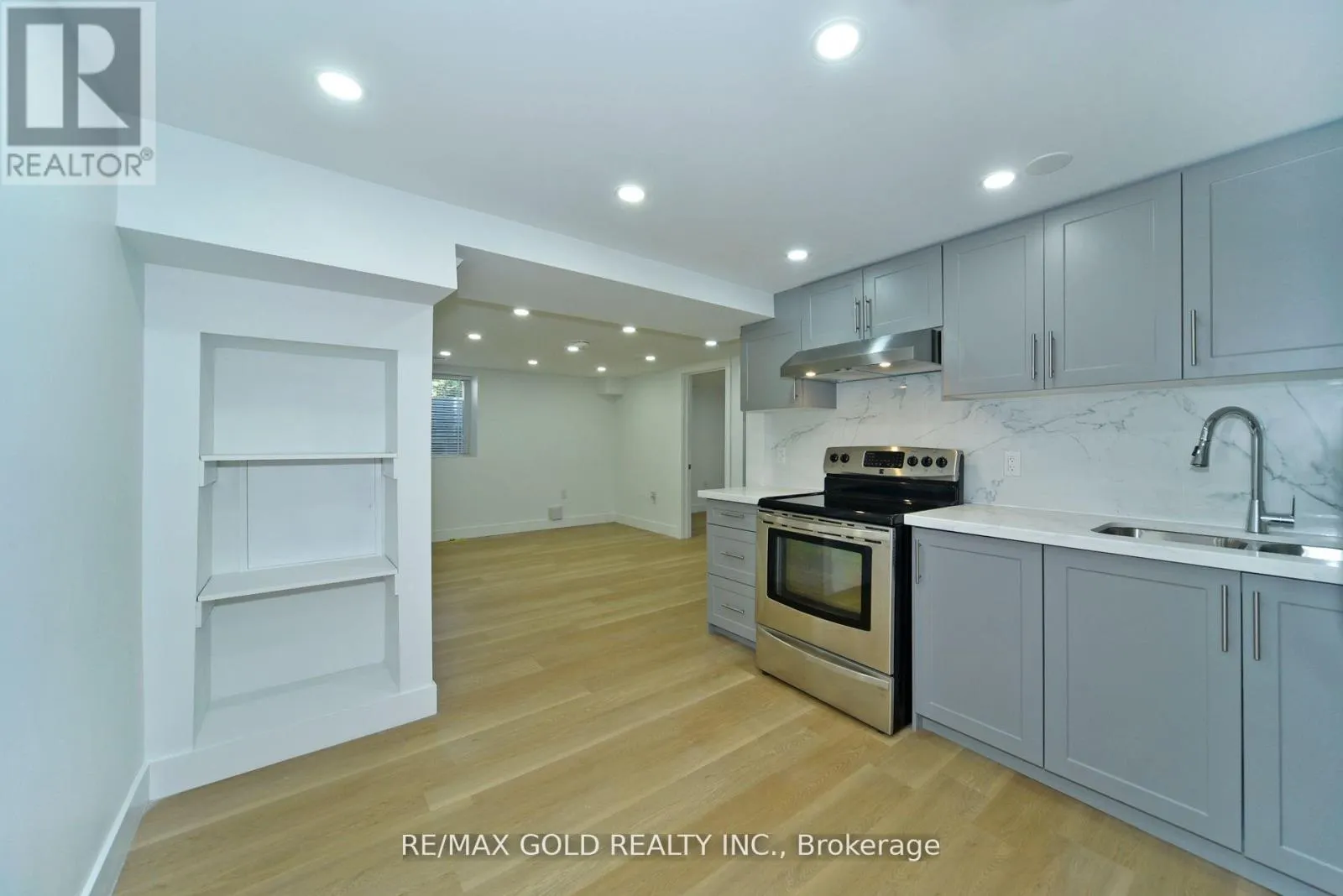 42 RIDEOUT STREET