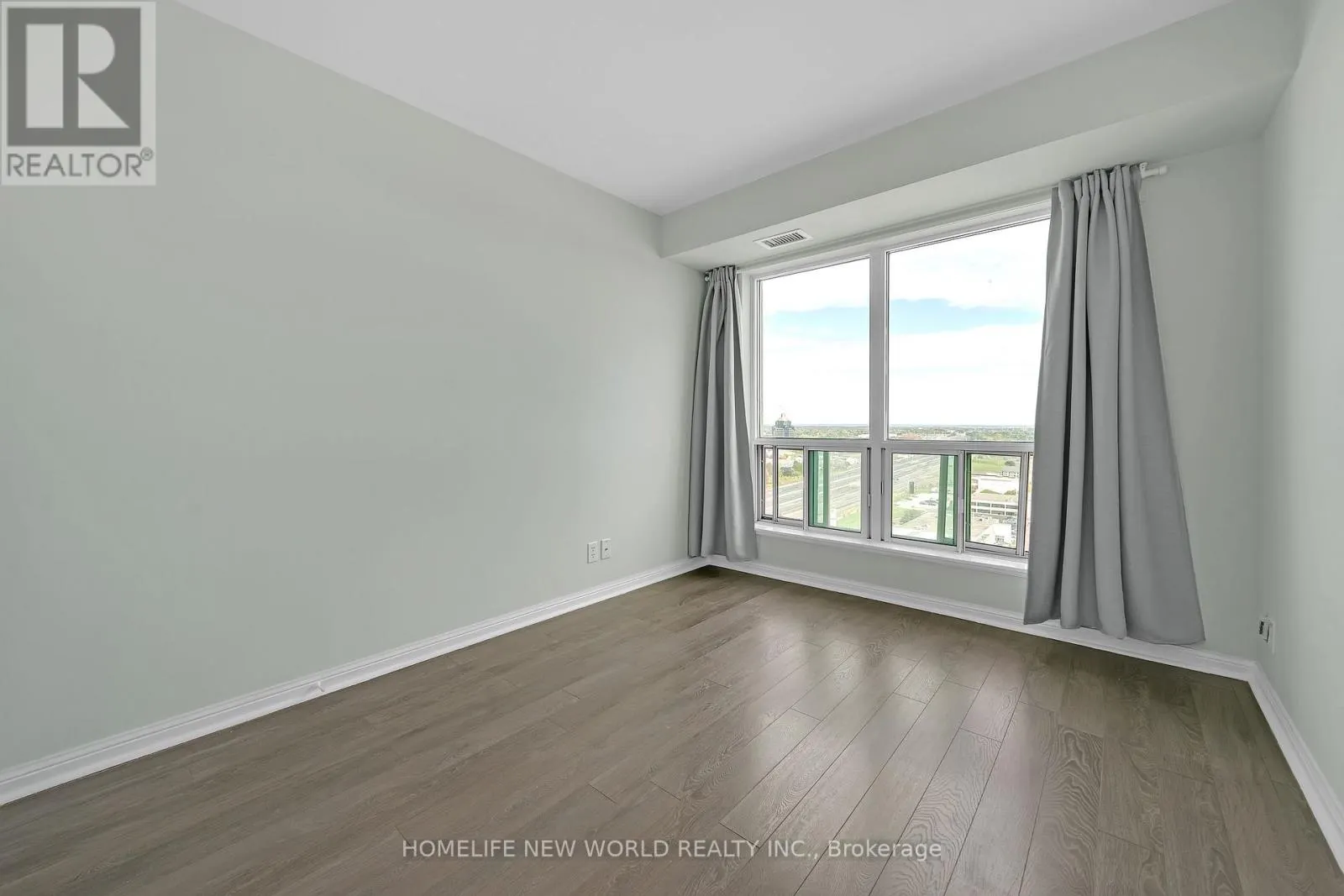 2510 - 11 LEE CENTRE DRIVE