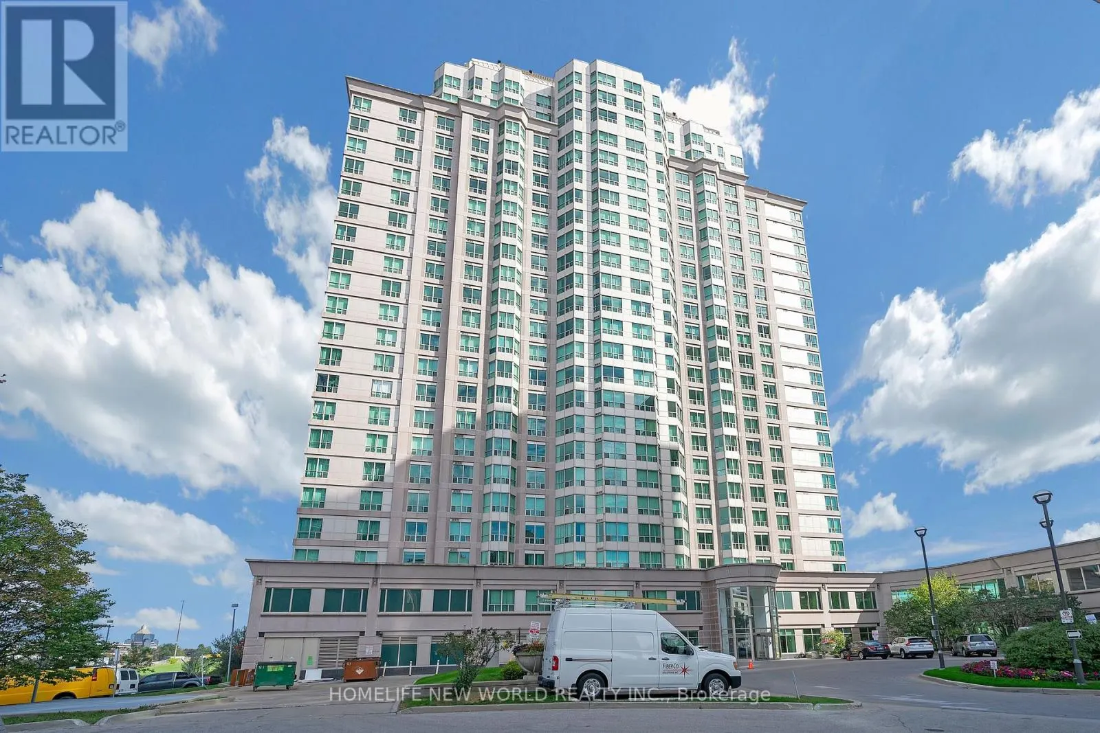 2510 - 11 LEE CENTRE DRIVE