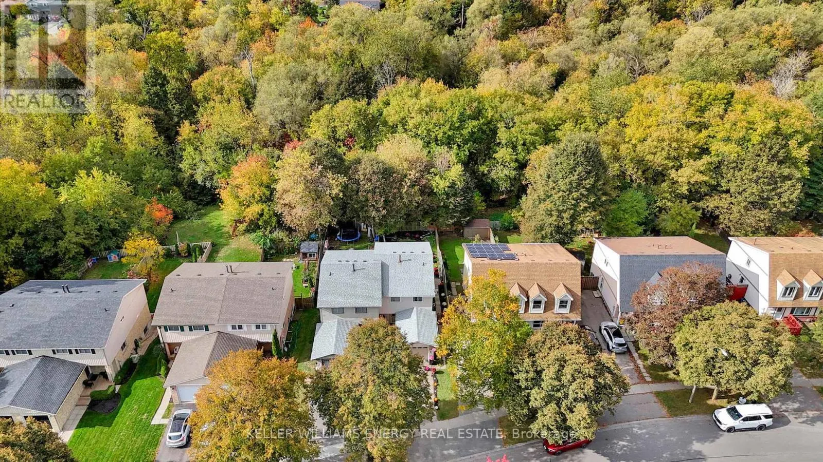 518 CAMELOT DRIVE