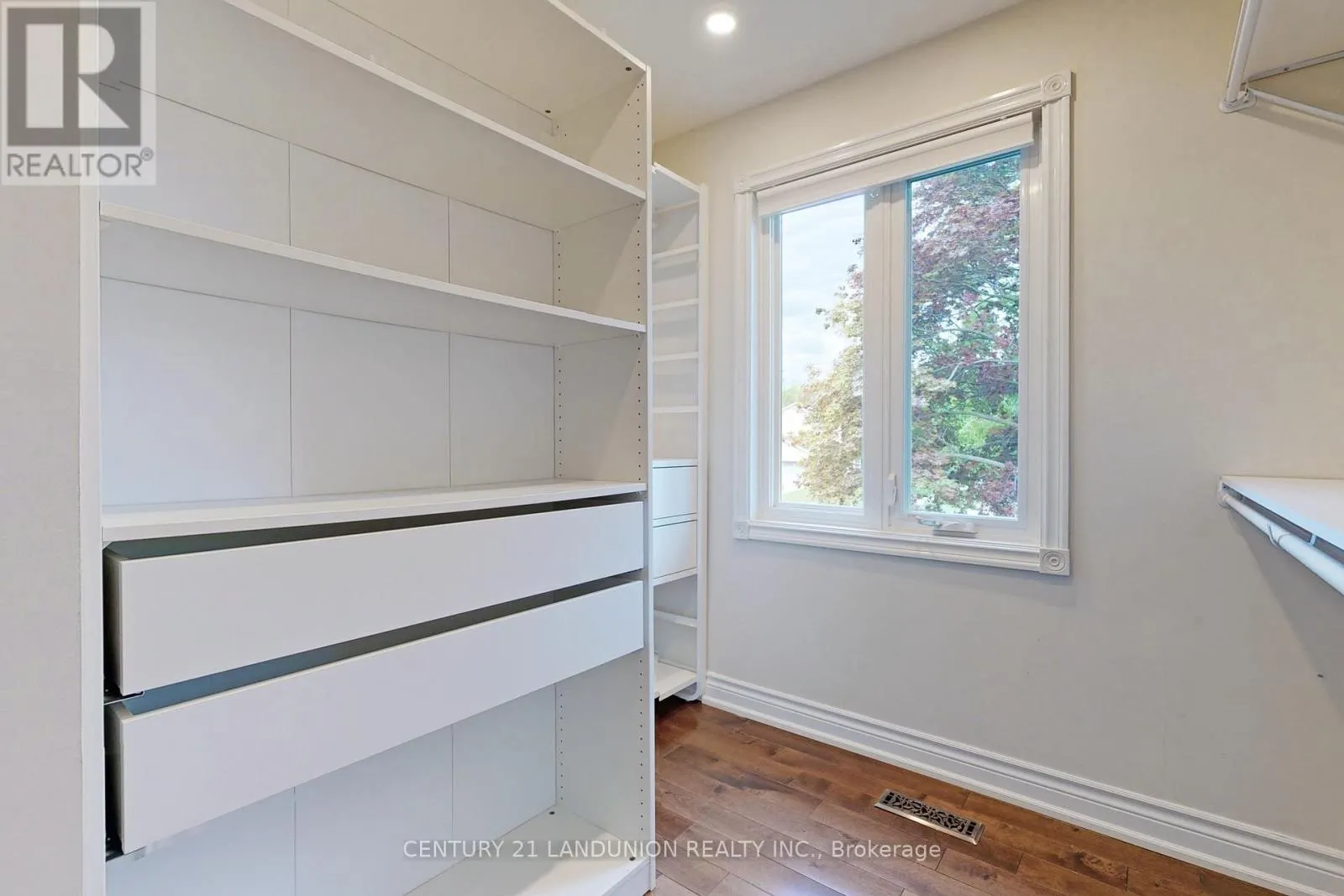 757 HUNTINGWOOD DRIVE