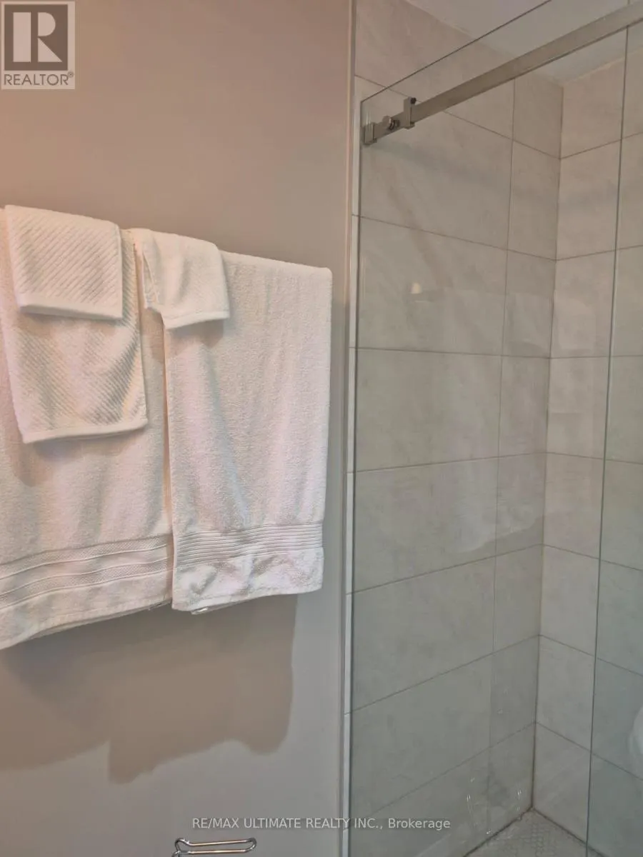 ROOM 2 - 369 LAWSON ROAD