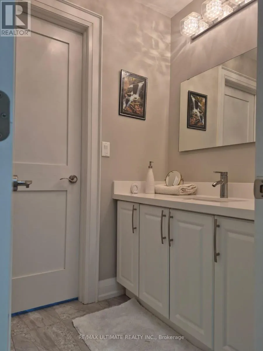 ROOM 2 - 369 LAWSON ROAD