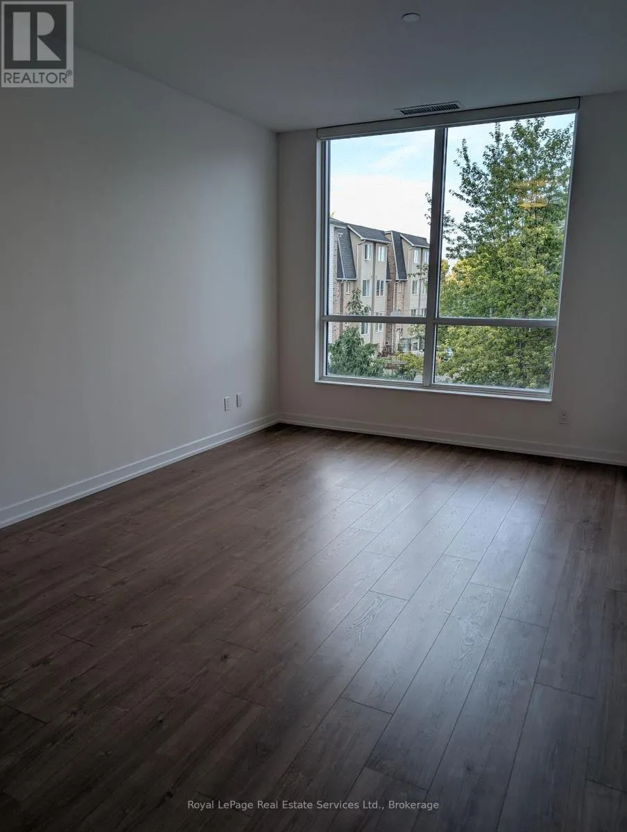 213 - 8 TRENT AVENUE, #213