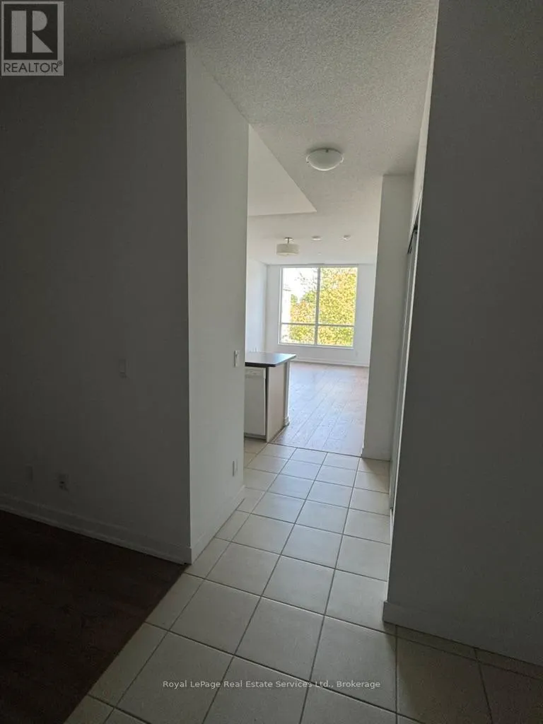 213 - 8 TRENT AVENUE, #213
