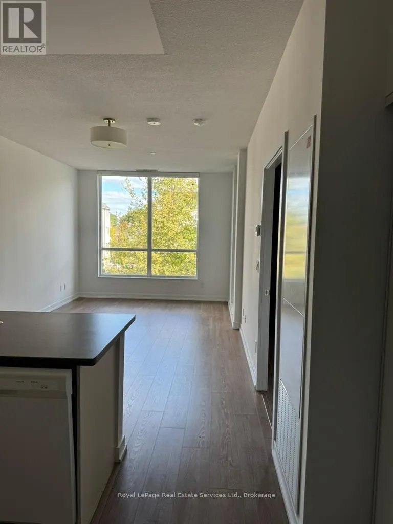 213 - 8 TRENT AVENUE, #213