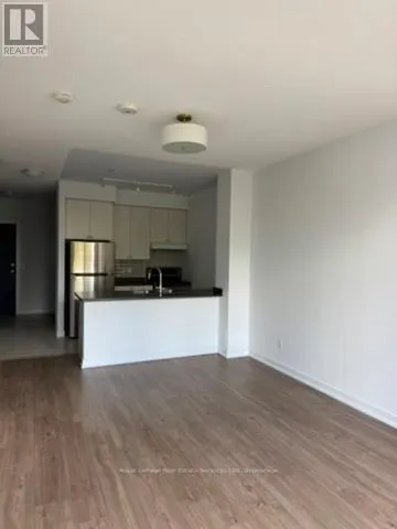 213 - 8 TRENT AVENUE, #213
