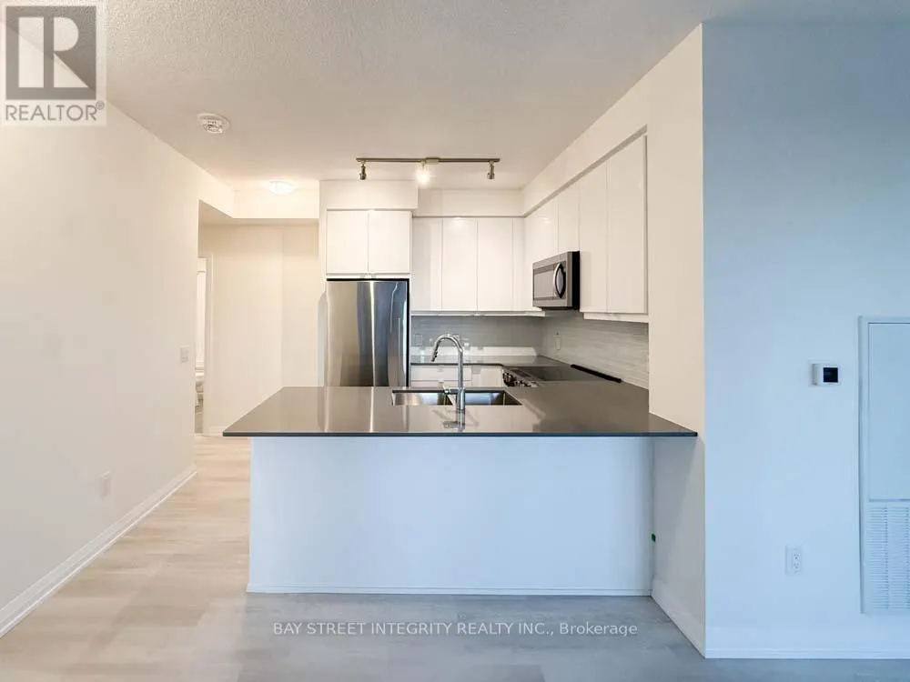 710 - 3260 SHEPPARD AVENUE E