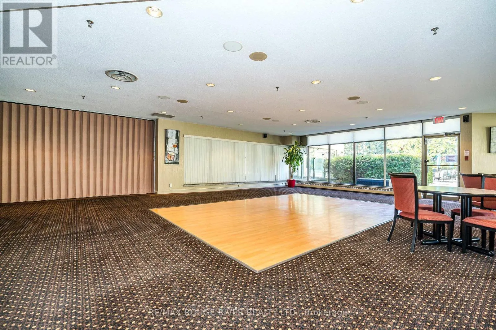 1115 - 1890 VALLEY FARM ROAD