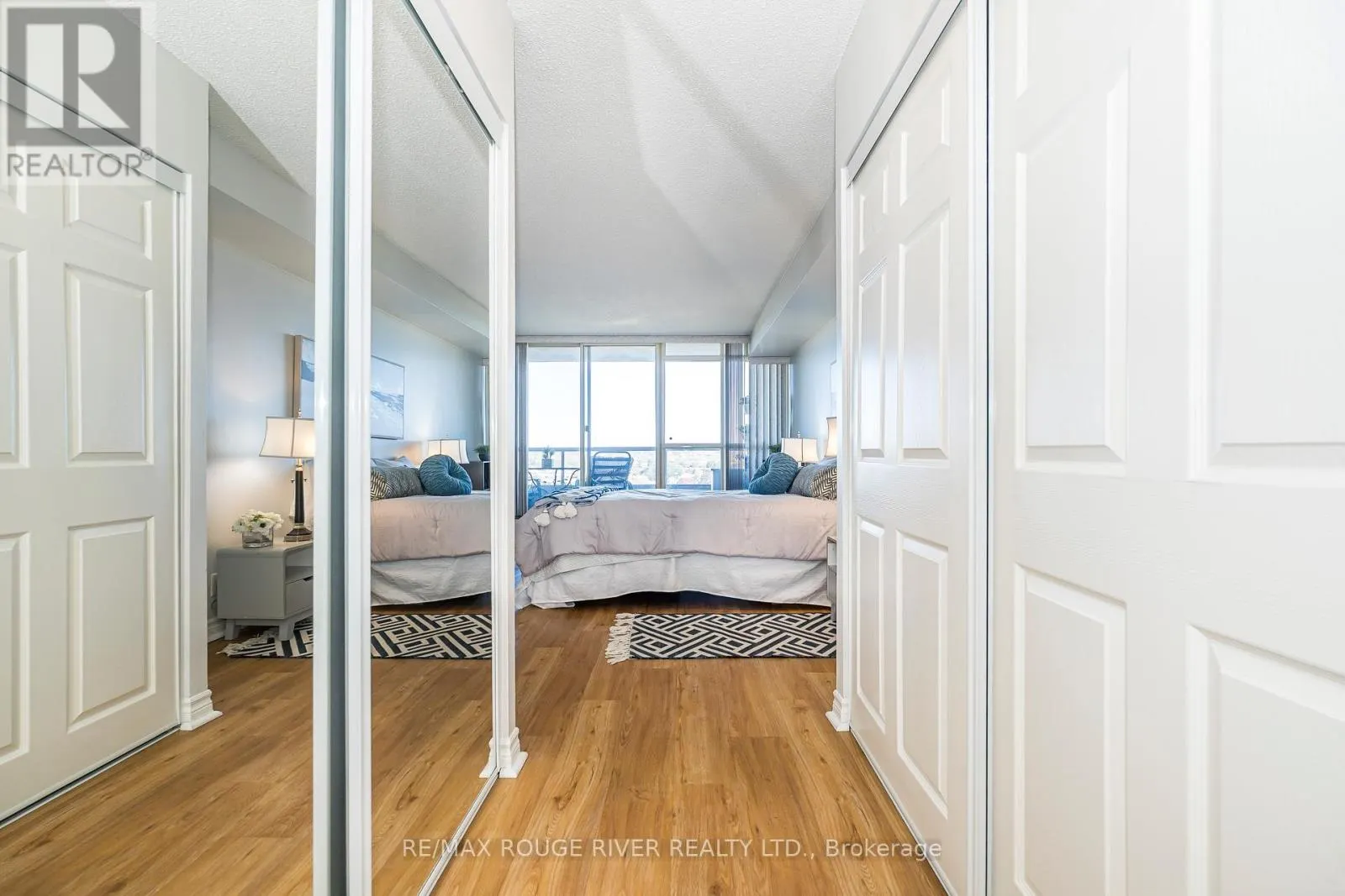 1115 - 1890 VALLEY FARM ROAD
