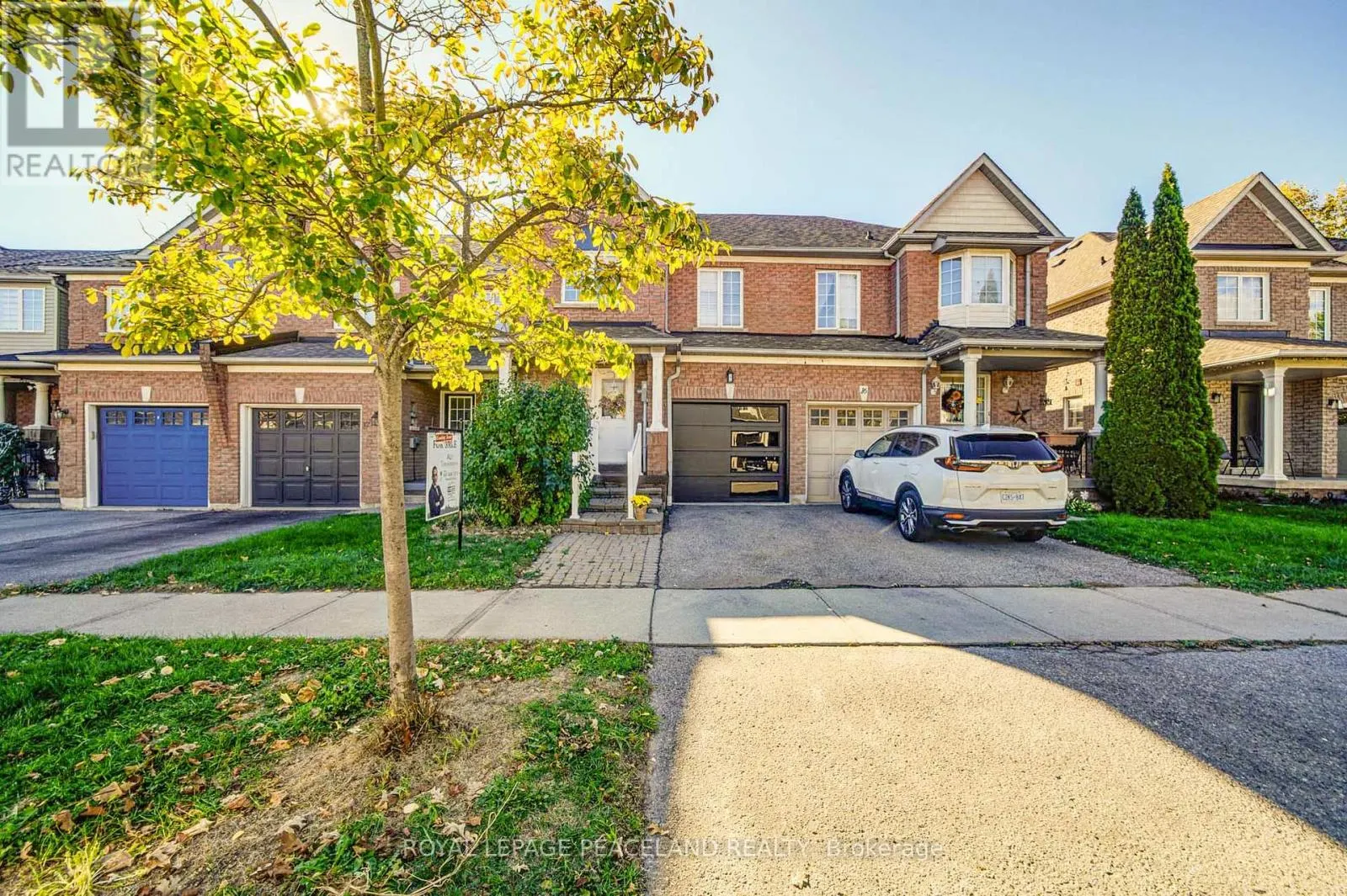 14 OGLEVIE DRIVE