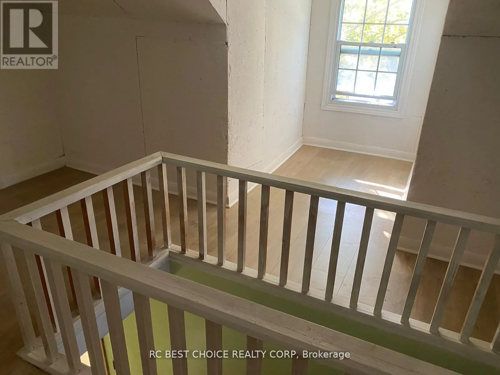 1705 SIMCOE STREET N