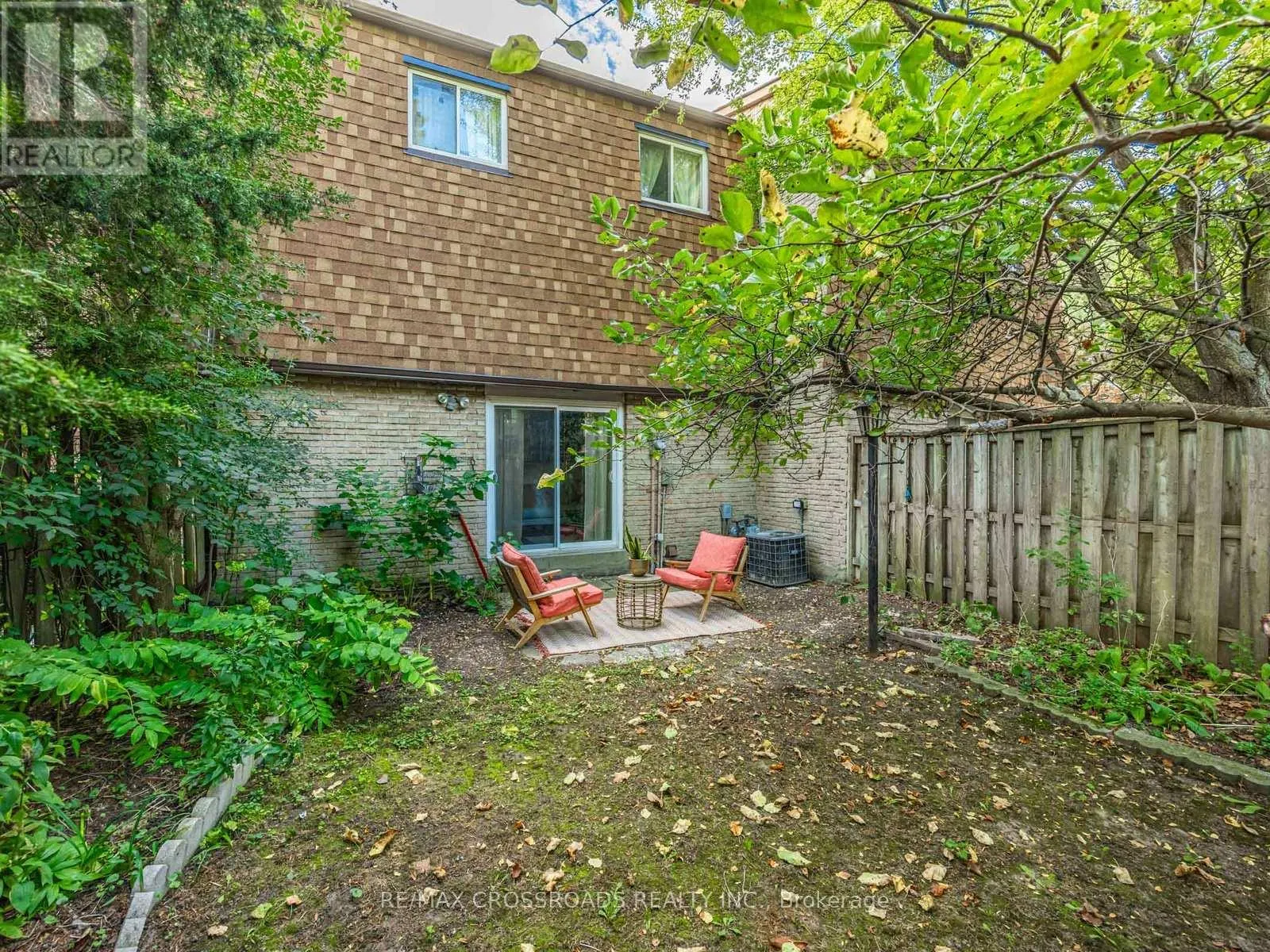 58 - 120 BEVERLY GLEN BOULEVARD
