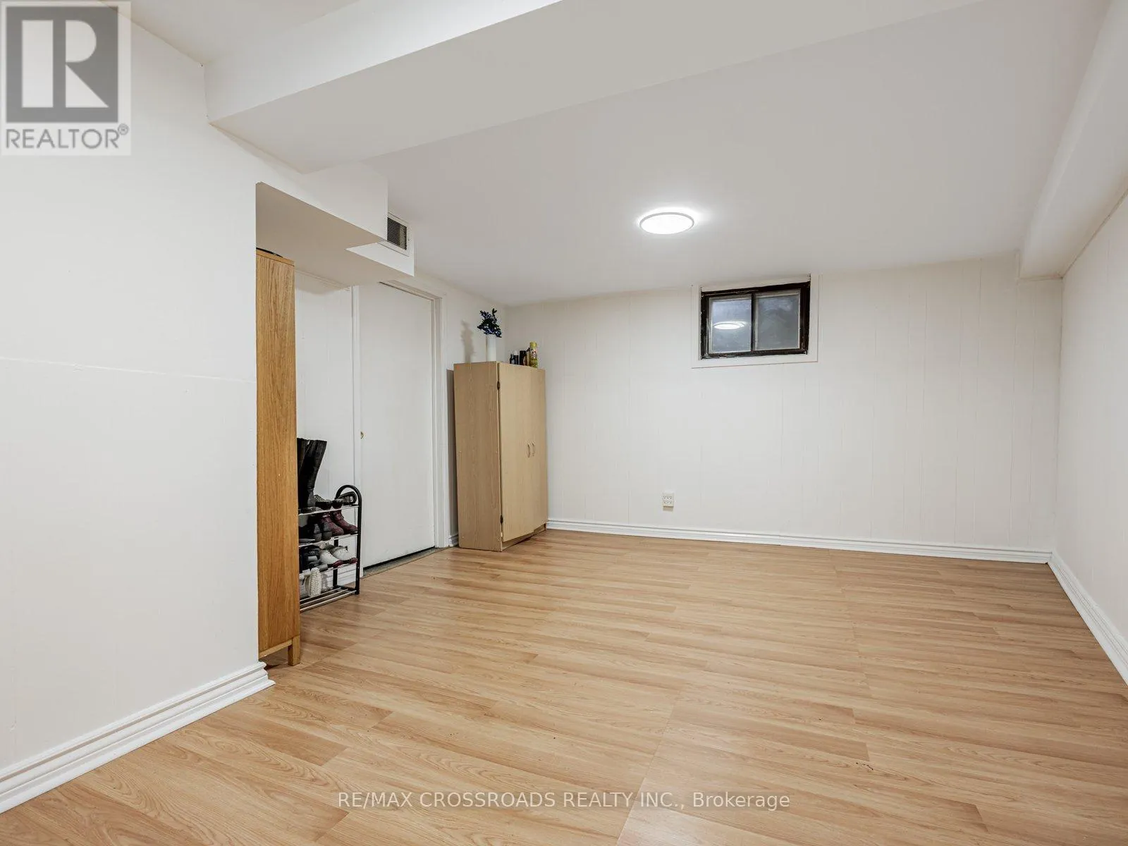 58 - 120 BEVERLY GLEN BOULEVARD