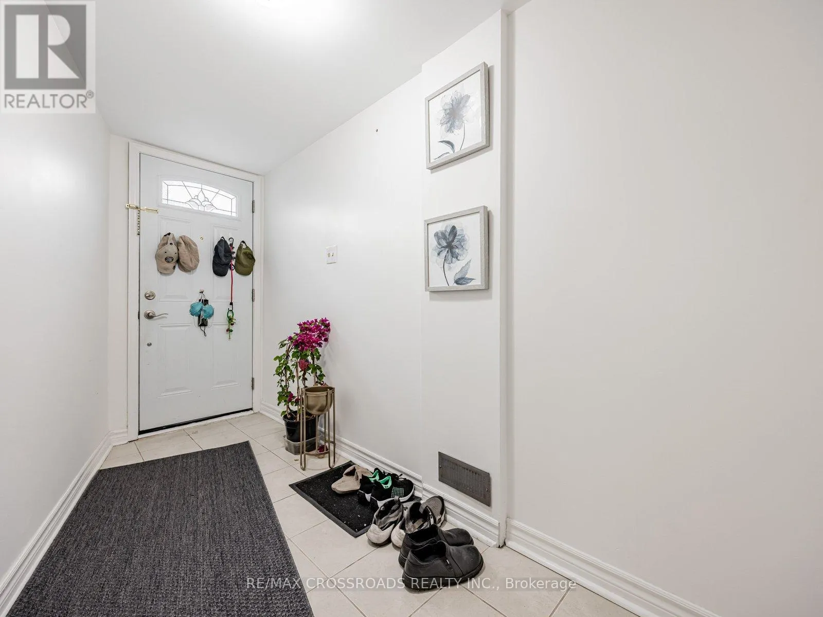 58 - 120 BEVERLY GLEN BOULEVARD