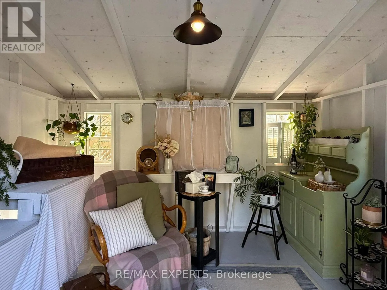 57 PEPPER TREE DRIVE