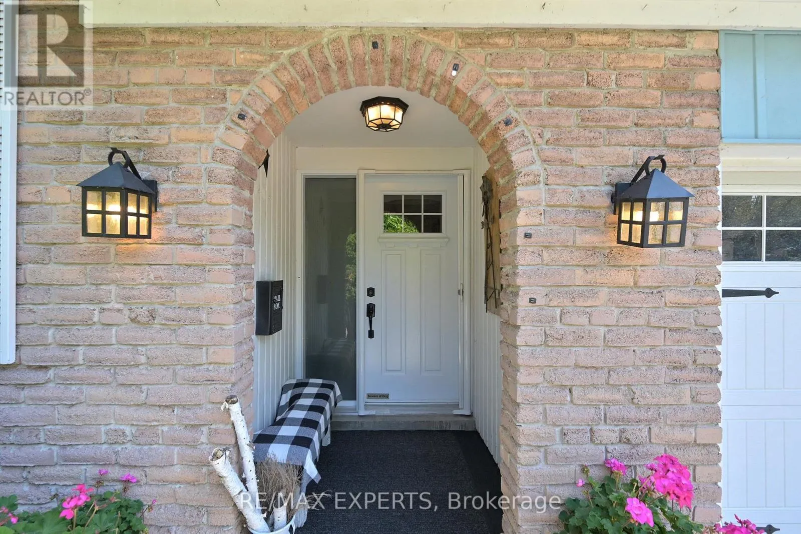 57 PEPPER TREE DRIVE