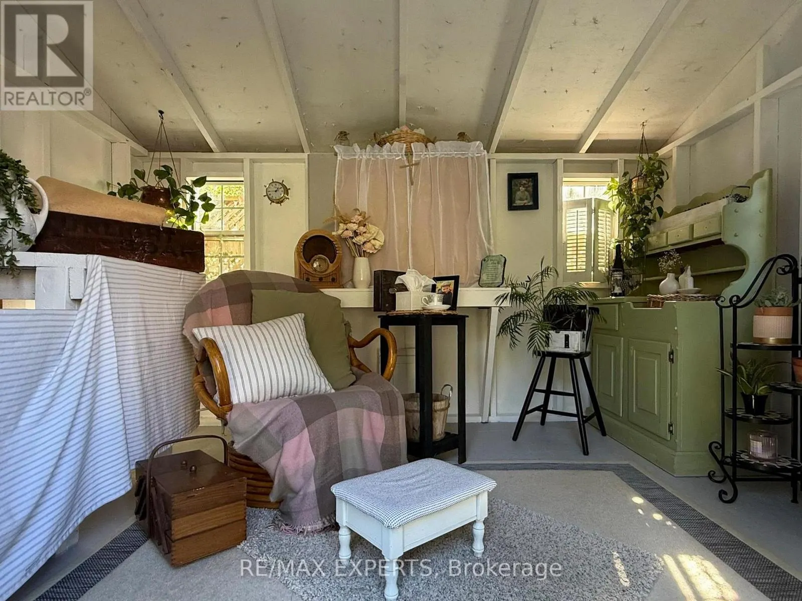 57 PEPPER TREE DRIVE