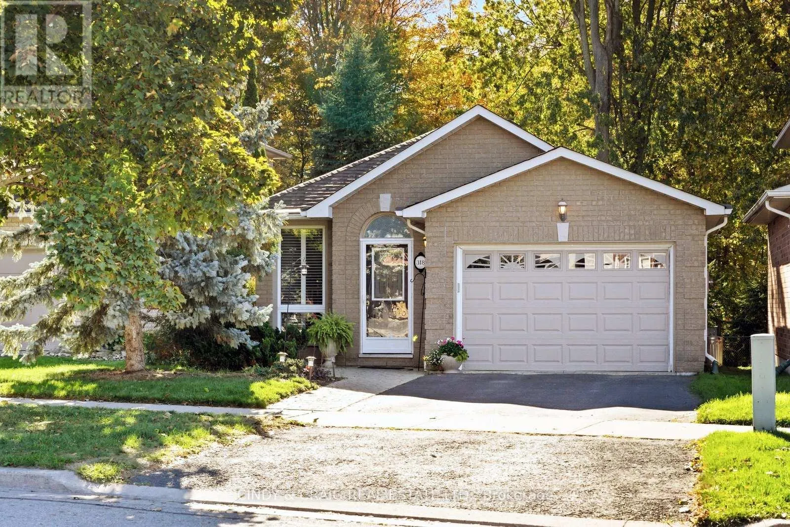 318 SANDRINGHAM DRIVE