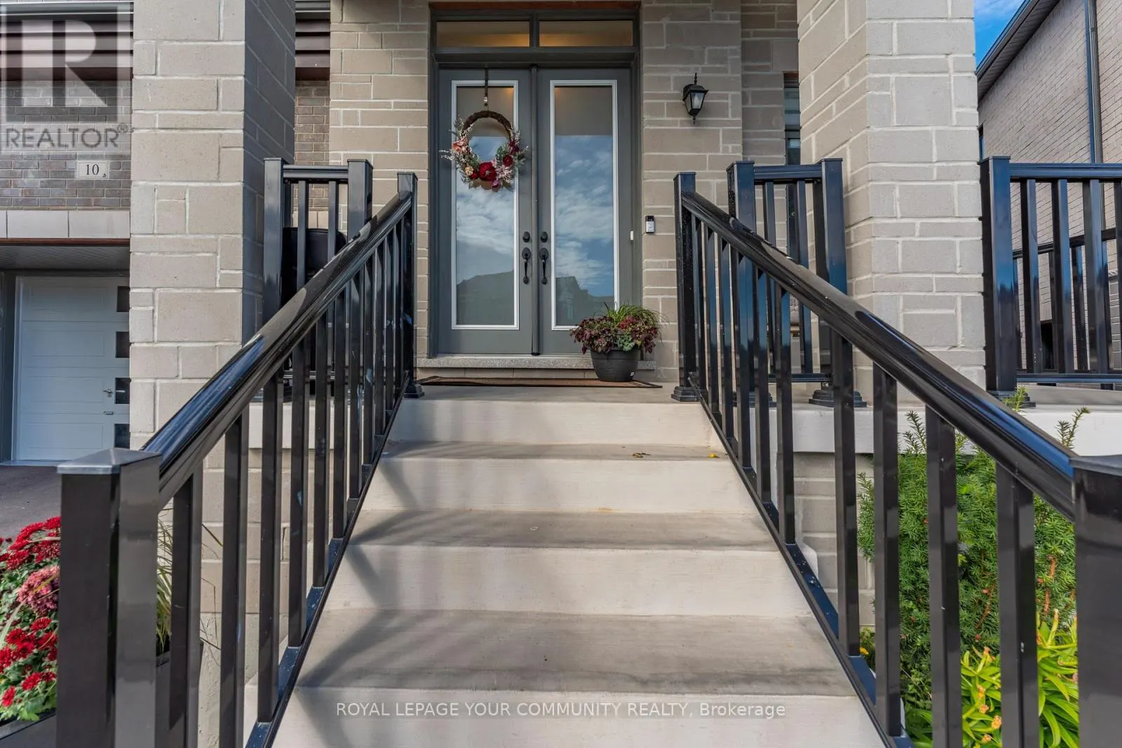 10 PRIORY DRIVE