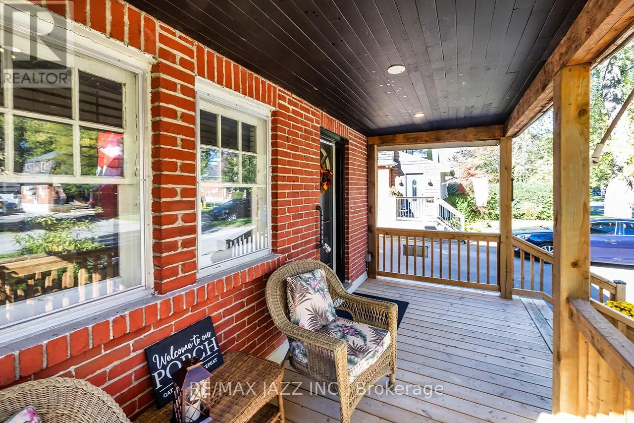 538 MASSON STREET