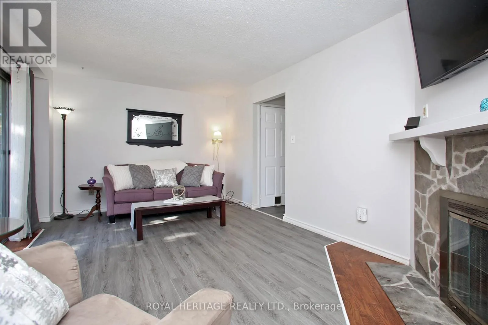 205 NORTHMINSTER COURT