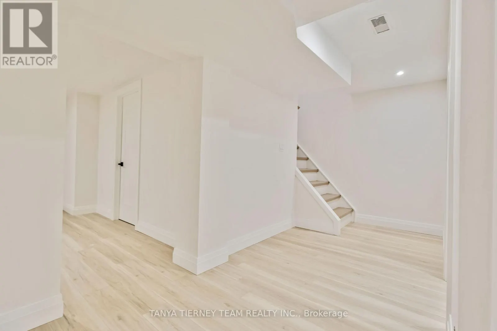 14 HEBER DOWN CRESCENT