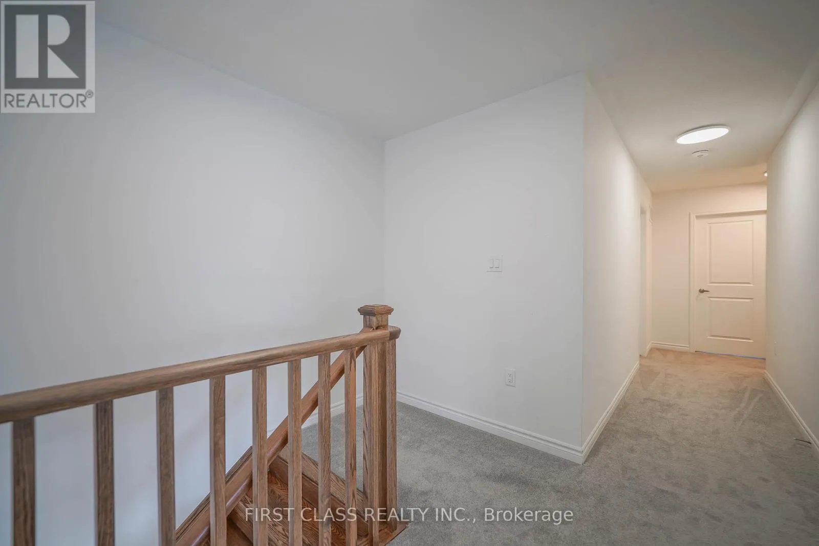 1475 MOCKINGBIRD SQUARE
