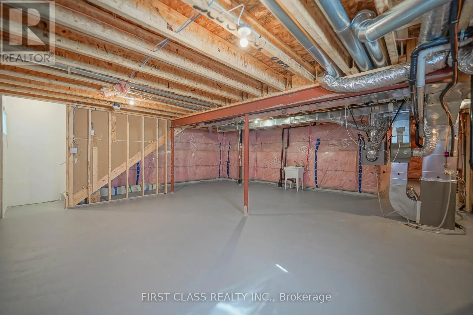1475 MOCKINGBIRD SQUARE