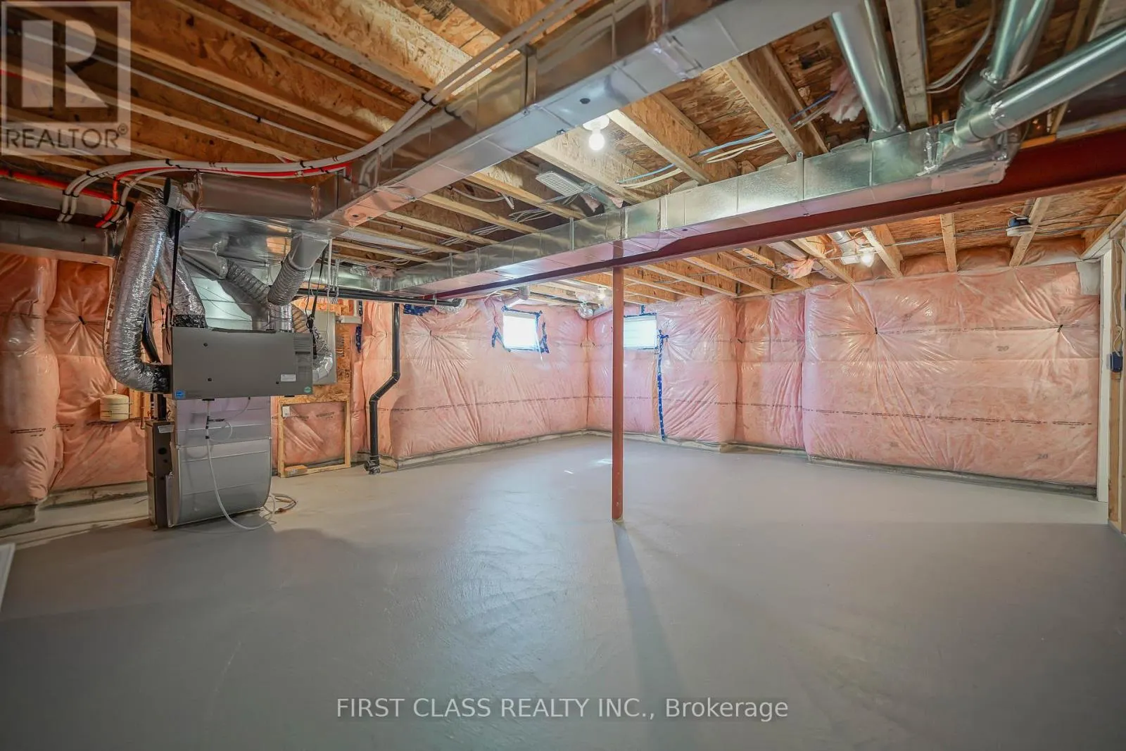 1475 MOCKINGBIRD SQUARE