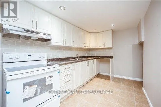 709 GILBERT STREET W