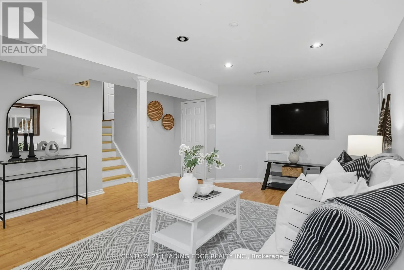 9 MCCARTNEY AVENUE