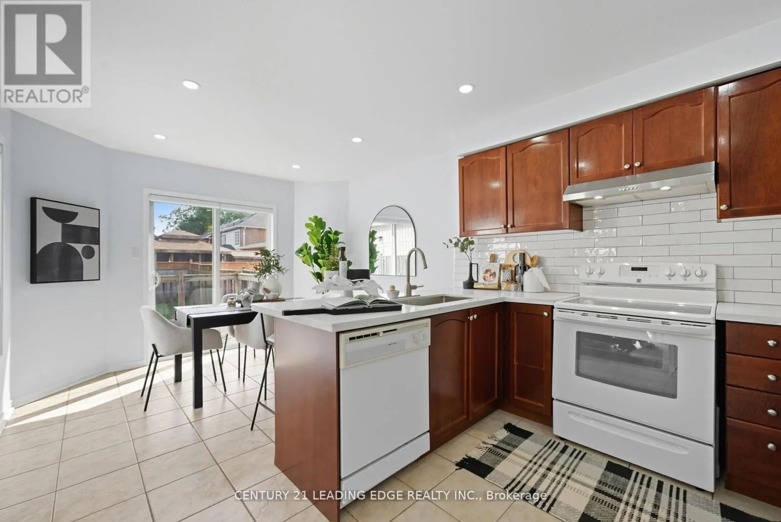 9 MCCARTNEY AVENUE