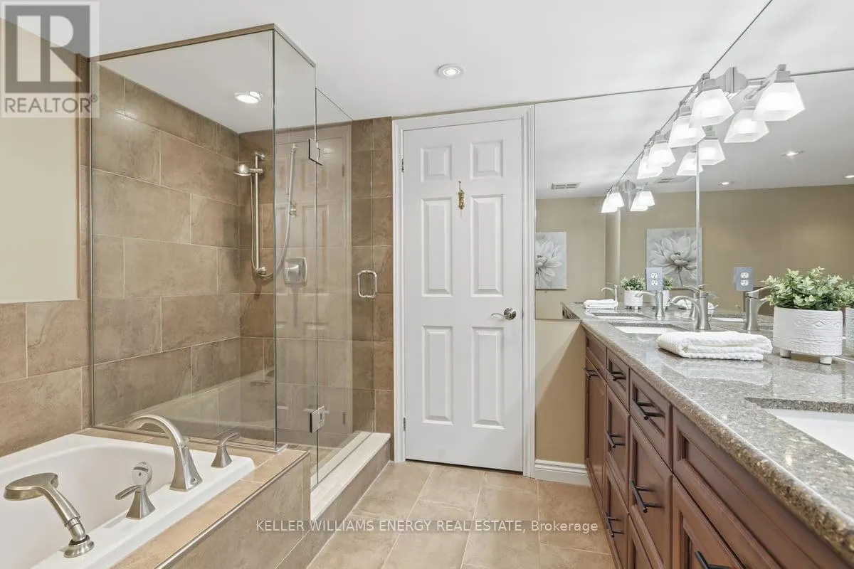 1004 - 700 WILSON ROAD N, #1004