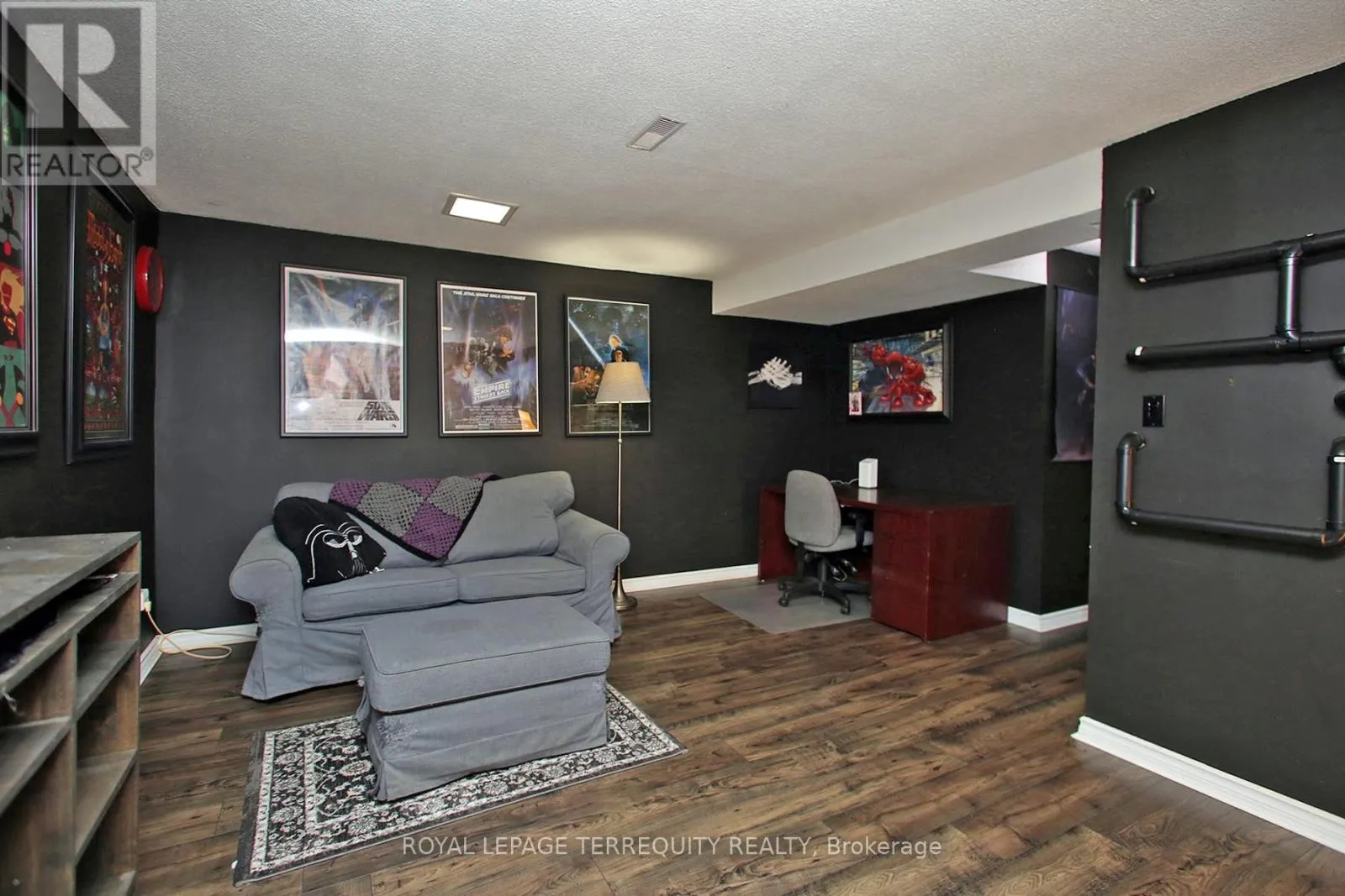 87 ANDREA ROAD